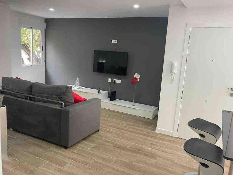 Moderno Apartamento En Эльче Экстерьер фото