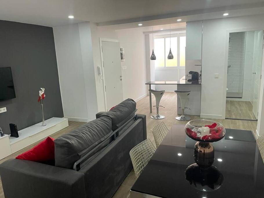 Moderno Apartamento En Эльче Экстерьер фото