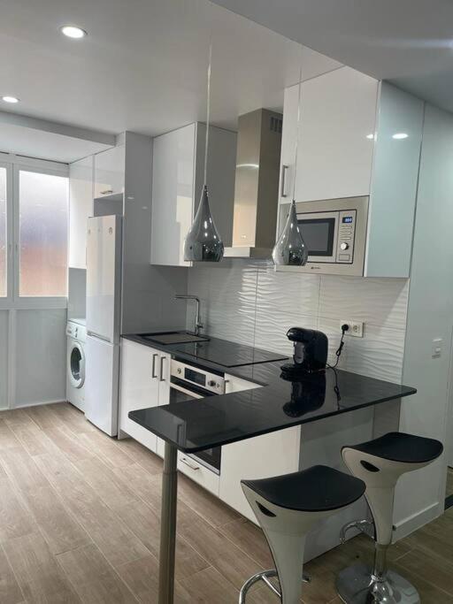 Moderno Apartamento En Эльче Экстерьер фото